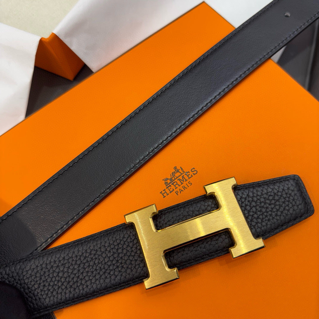 Hermès | Reversible Leather H Belt