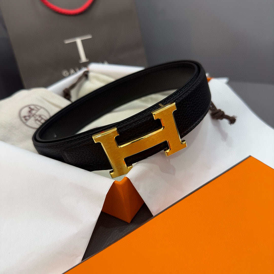 Hermès | Reversible Leather H Belt